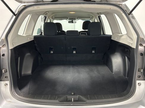 Used 2018 Subaru Forester 2.5i w/ Alloy Wheel Package image 28