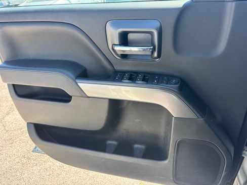 Used 2019 Chevrolet Silverado 1500 LT AWD/4WD image 10