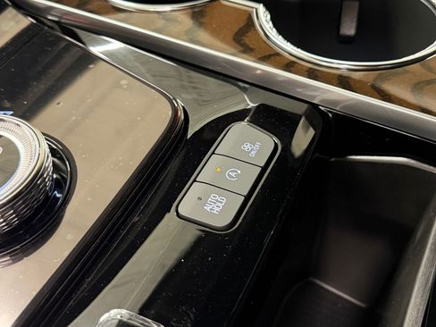 New 2026 Cadillac Escalade Platinum Sport AWD/4WD image 25