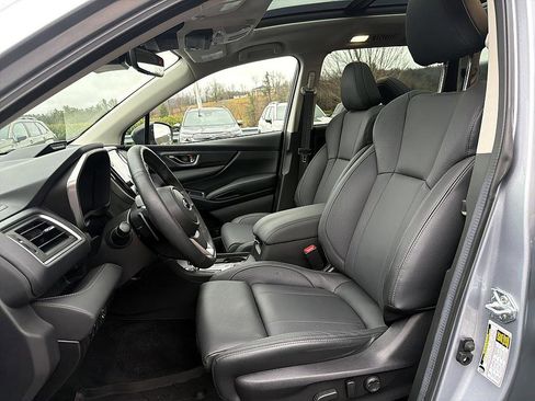 Used 2025 Subaru Ascent Limited w/ Popular Package #1 image 11