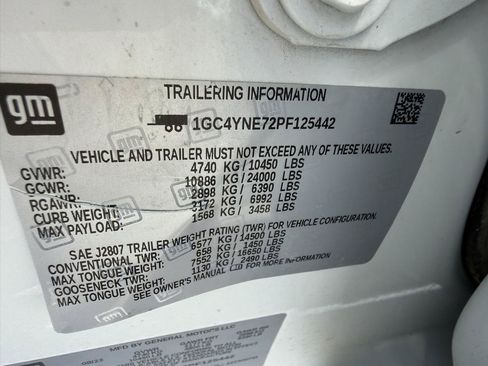 Used 2023 Chevrolet Silverado 2500 LT w/ Convenience Package AWD/4WD image 17
