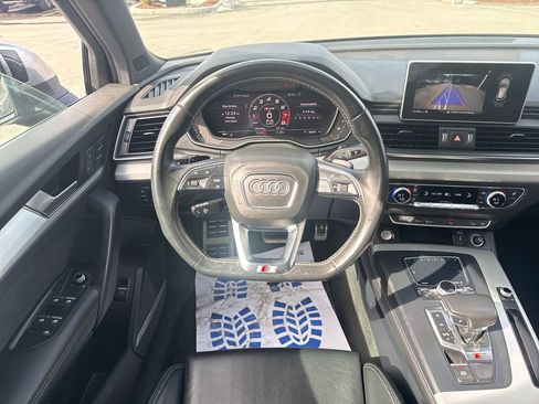 Used 2018 Audi SQ5 Premium Plus w/ S Sport Package image 18