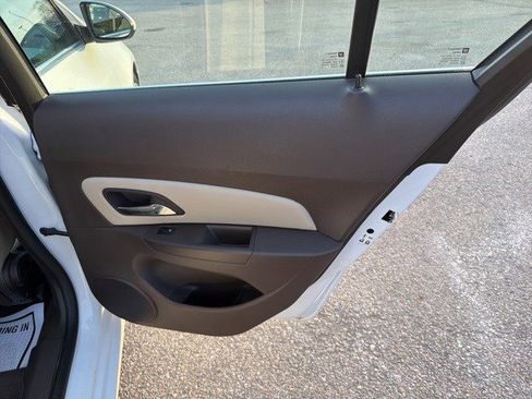 Used 2016 Chevrolet Cruze LTZ image 15