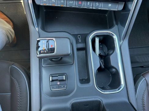 Used 2024 GMC Sierra 1500 Denali AWD/4WD image 14