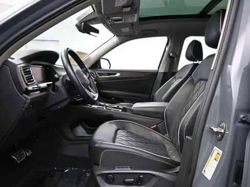 Used 2025 Volkswagen Atlas SEL Premium R-Line AWD/4WD image 12