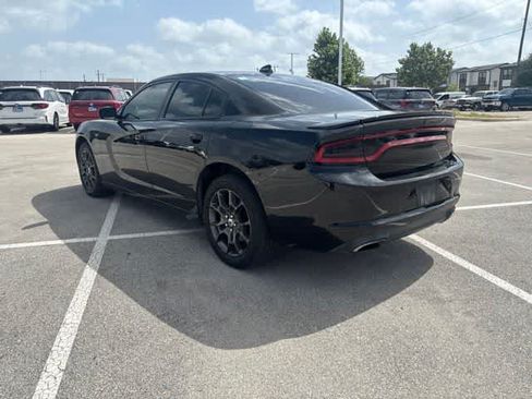 Used 2018 Dodge Charger GT AWD/4WD image 3