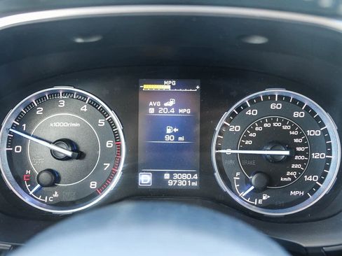 Used 2021 Subaru Ascent Limited w/ Technology Package image 22