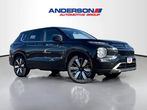 New 2026 Mitsubishi Outlander SE image 1