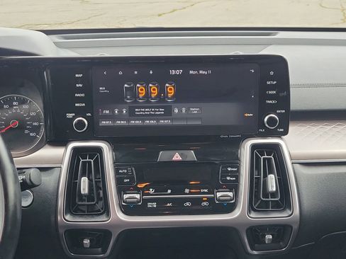 Used 2022 Kia Sorento S AWD/4WD image 26