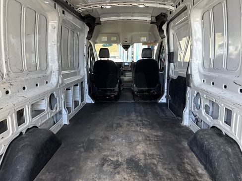 Used 2022 Ford Transit 350 Medium Roof AWD image 15