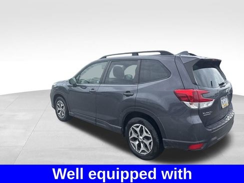 Used 2021 Subaru Forester Premium w/ Popular Package #1 image 3