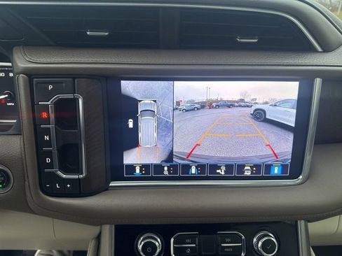 Used 2021 GMC Yukon XL Denali w/ Denali Ultimate Package image 31