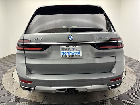 New 2026 BMW X7 xDrive40i w/ Premium Package image 15