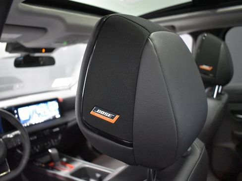 New 2026 Nissan Kicks SR w/ SR Premium Package image 18