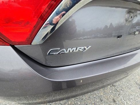 Used 2015 Toyota Camry XLE image 25