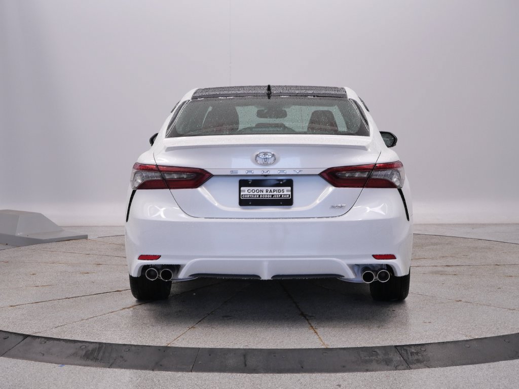 Used 2023 Toyota Camry XSE FWD image 4