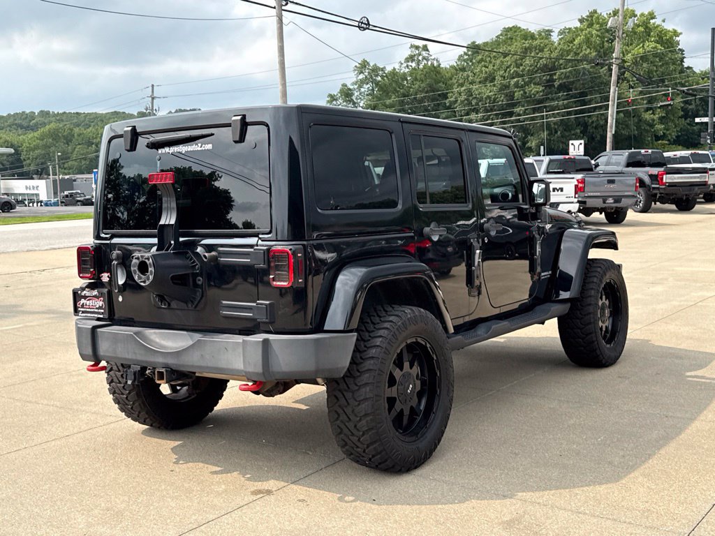 Used 2014 Jeep Wrangler Unlimited Rubicon w/ Connectivity Group AWD/4WD image 14