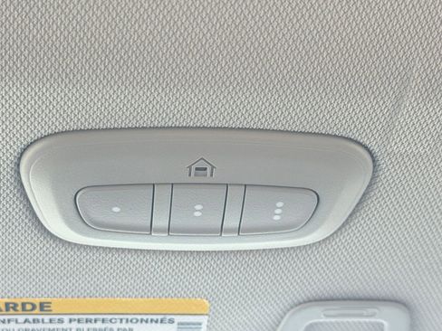 Used 2022 Jeep Grand Cherokee Limited w/ Luxury Tech Group II image 28