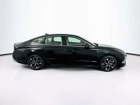Used 2025 Hyundai Sonata SEL FWD image 10