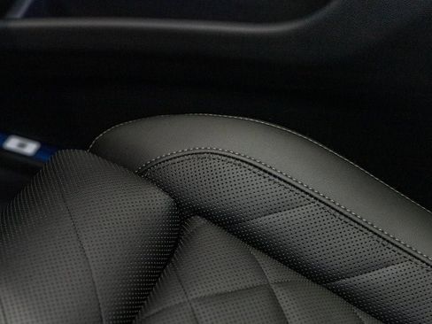 New 2026 BMW X6 M60i image 23