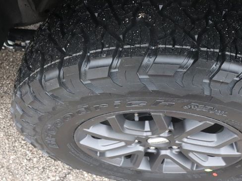 New 2025 Ford Ranger Raptor image 48