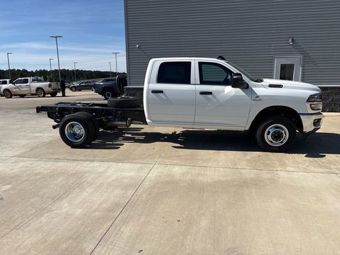 New 2026 RAM 3500 Tradesman w/ Chrome Appearance Group A image 4