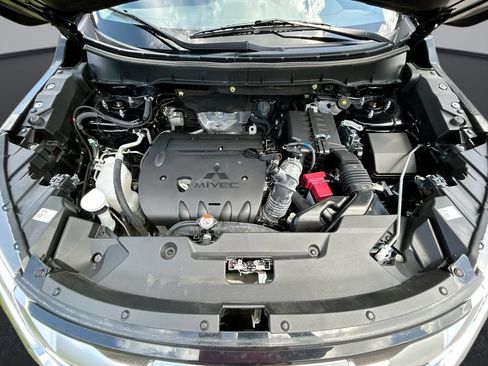 Used 2024 Mitsubishi Outlander Sport ES AWD/4WD image 30