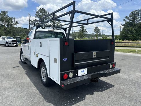 Used 2016 Ford F250 XL w/ Power Equipment Group RWD image 7