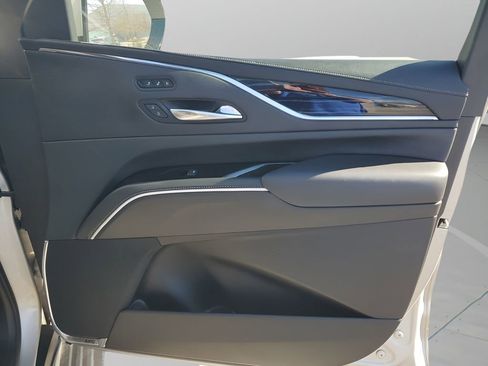 Used 2021 Cadillac Escalade Sport w/ Driver Assist Tech Package image 13