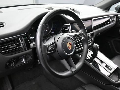 Certified 2023 Porsche Macan Turbo AWD/4WD image 17