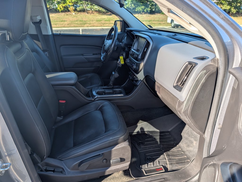 Used 2018 Chevrolet Colorado Z71 AWD/4WD image 12