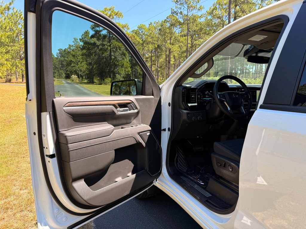 New 2026 Chevrolet Silverado 1500 RST AWD/4WD image 11