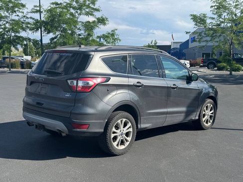 Used 2017 Ford Escape SE w/ SE Leather Comfort Package AWD/4WD image 7