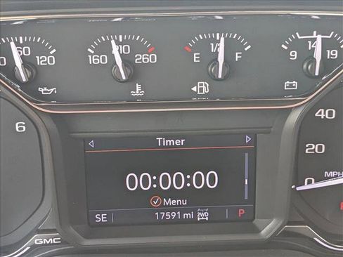 Certified 2022 GMC Sierra 2500 SLT w/ SLT Convenience Package image 11