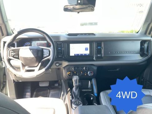 Used 2023 Ford Bronco Black Diamond image 19