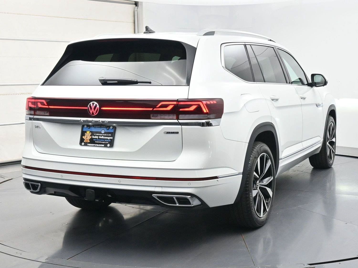 Used 2026 Volkswagen Atlas SEL Premium R-Line AWD/4WD image 31