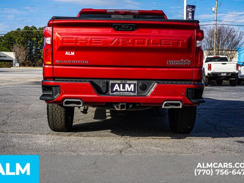 Used 2024 Chevrolet Silverado 1500 High Country w/ Technology Package image 12
