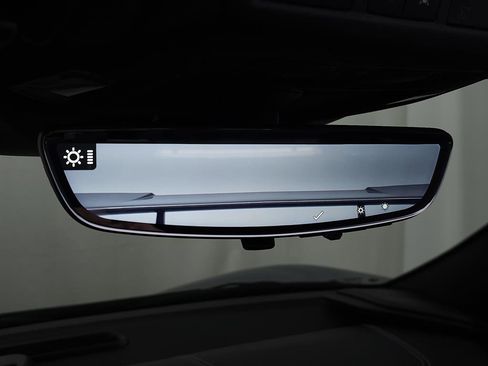 Used 2024 Chevrolet Corvette Stingray Coupe w/ Z51 Performance Package image 32