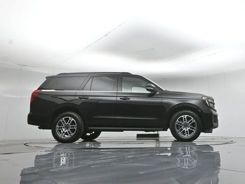 Certified 2025 Ford Expedition Active AWD/4WD image 53