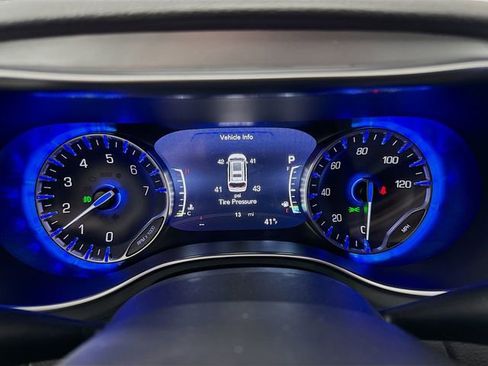 New 2026 Chrysler Pacifica Limited w/ S Appearance Package image 12