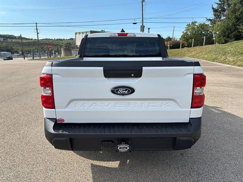 New 2025 Ford Maverick XLT w/ XLT Luxury Package AWD/4WD image 3