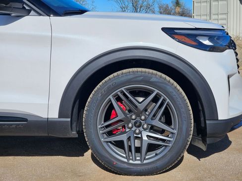 New 2026 Ford Explorer ST w/ Sun And Sound Package image 10