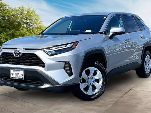 Used 2025 Toyota RAV4 LE FWD image 3