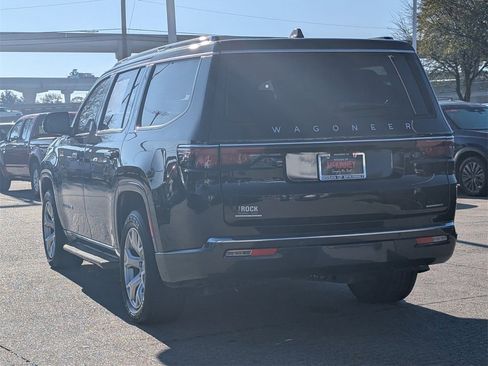 Used 2022 Jeep Wagoneer Series II image 4