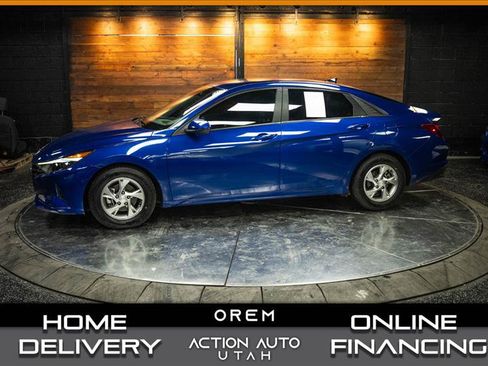Used 2021 Hyundai Elantra SE FWD image 1