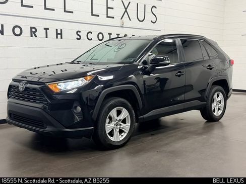 Used 2021 Toyota RAV4 XLE FWD image 8