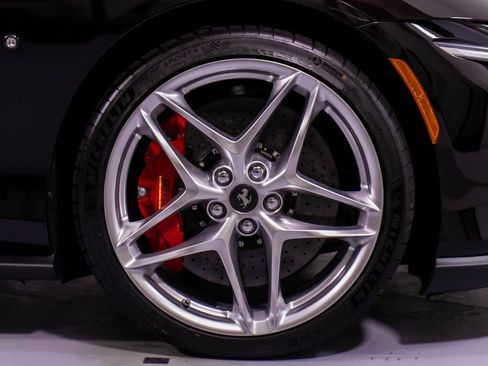 Certified 2024 Ferrari Roma Spider image 61