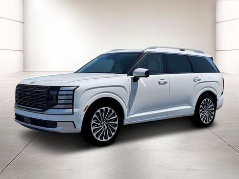 New 2026 Hyundai Palisade Calligraphy FWD image 2