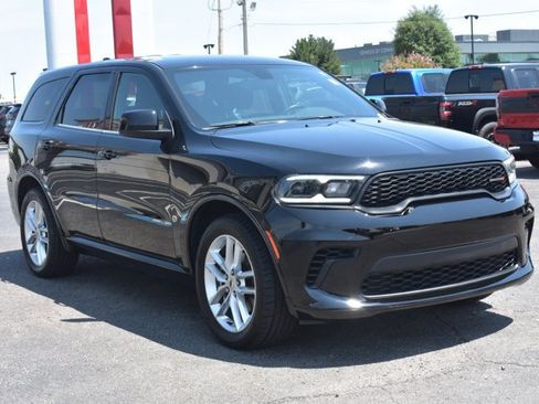 Used 2023 Dodge Durango GT RWD image 3