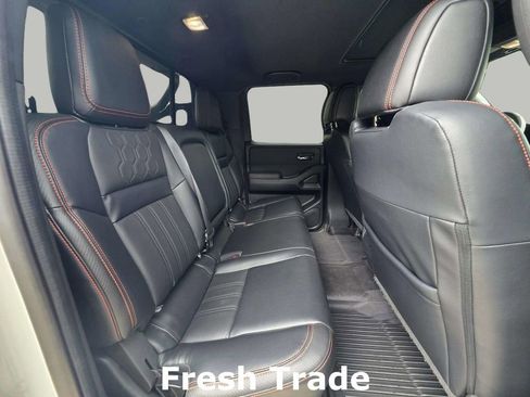 Used 2023 Nissan Frontier PRO-4X w/ Pro-4X Premium Package image 7